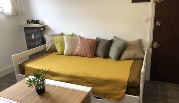 Logement étudiant Location Studio Vide Cannes (06400)