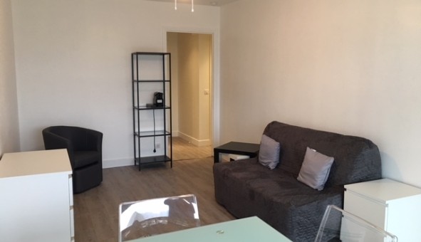 Logement tudiant Location Studio Vide Cannes (06400)