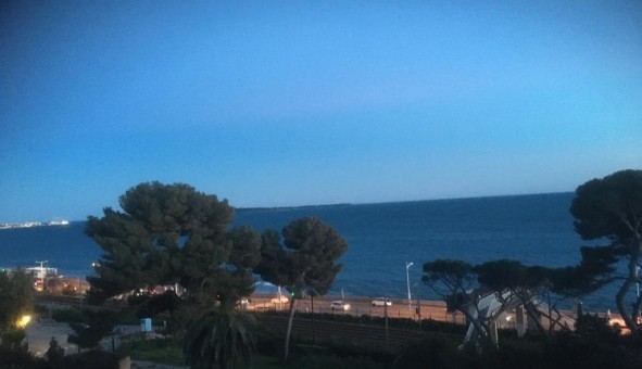 Logement tudiant Location Studio Vide Cannes (06400)