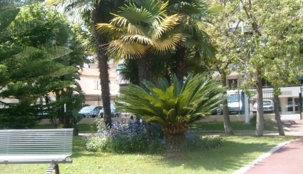 Logement �tudiant Location Studio Vide Cannes (06400)