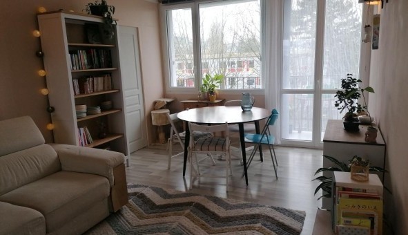 Logement tudiant Location Studio Vide Carnetin (77400)