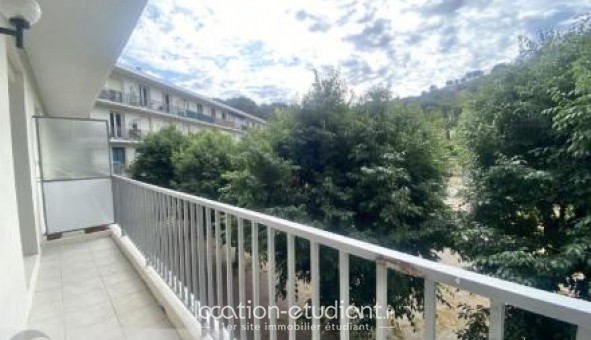 Logement tudiant Studio à Carnoux en Provence (13470)