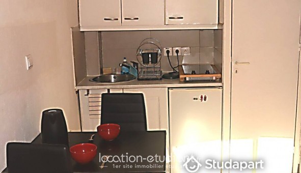 Logement tudiant Studio à Carnoux en Provence (13470)