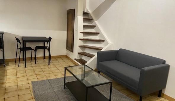 Logement tudiant Studio à Carpentras (84200)
