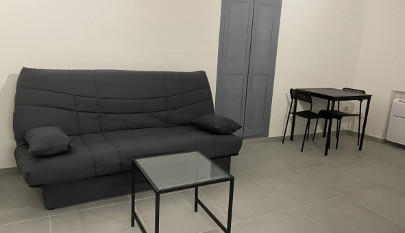 Logement tudiant Studio à Carpentras (84200)