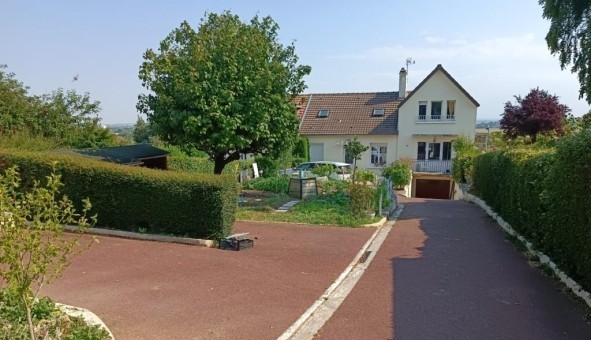 Logement tudiant Location Studio Vide Carpiquet (14650)