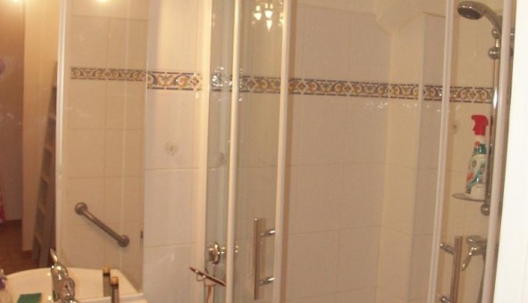 Logement tudiant Studio à Carqueiranne (83320)