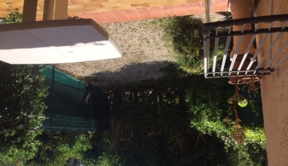 Logement tudiant Studio à Carqueiranne (83320)