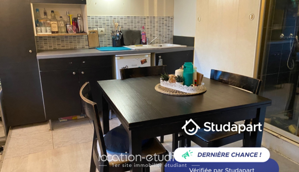 Logement �tudiant Studio &agrave; Carri�res sur Seine (78420)