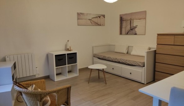 Logement tudiant Location Studio Vide Castellar (06500)