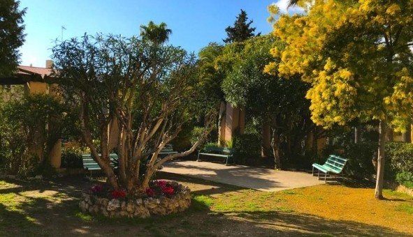 Logement �tudiant Studio &agrave; Castellar (06500)