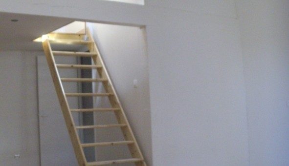 Logement tudiant Studio à Castelnau de Guers (34120)