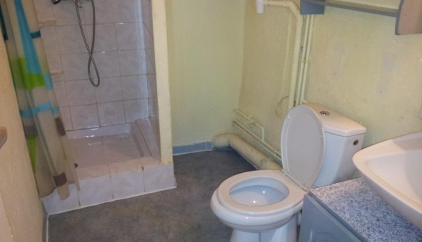 Logement �tudiant Studio &agrave; Castelnau de Guers (34120)