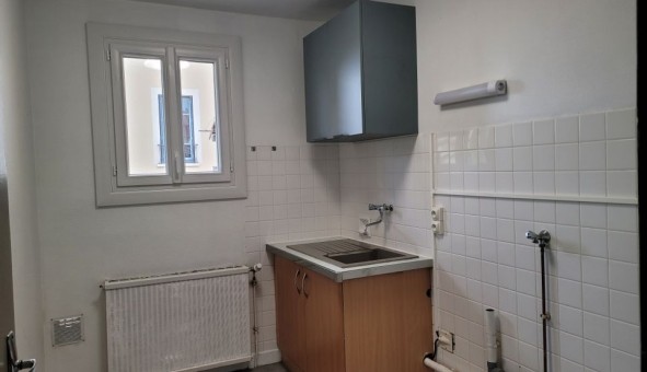 Logement �tudiant Studio &agrave; Castelsagrat (82400)