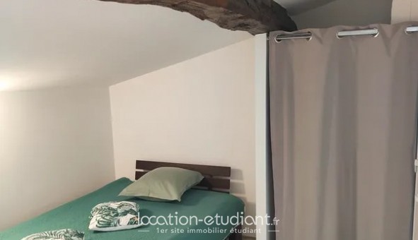 Logement tudiant Studio à Castillon la Bataille (33350)