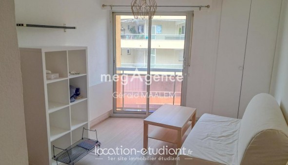 Logement tudiant Location Studio Meublé Cavalaire sur Mer (83240)