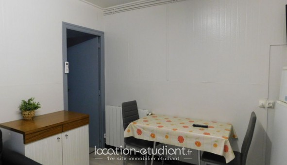 Logement tudiant Studio à Cazaubon (32150)