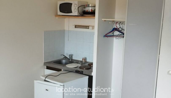 Logement tudiant Location Studio Meublé Cergy (95000)