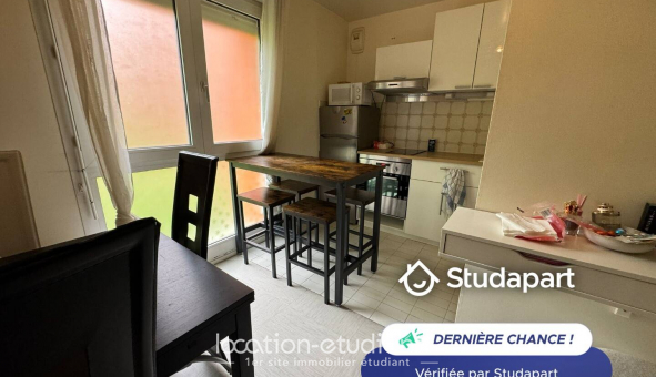 Logement étudiant Location Studio Meublé Cergy (95000)