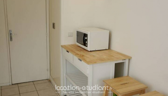 Logement tudiant Location Studio Meublé Cergy (95000)