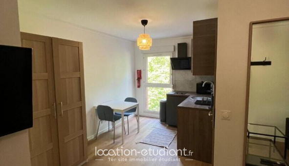 Logement tudiant Location Studio Meublé Cergy (95000)