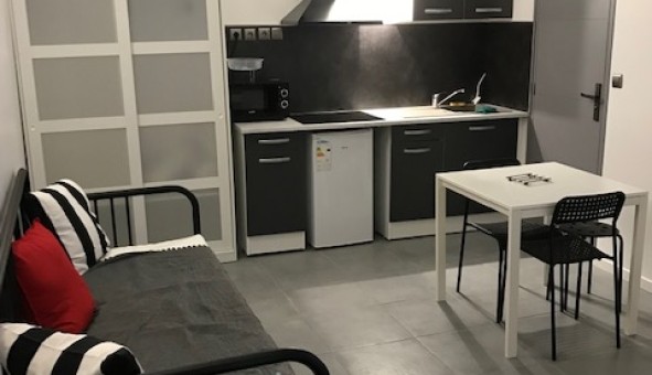 Logement tudiant Location Studio Vide Ceyreste (13600)