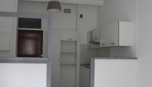 Logement �tudiant Location Studio Vide Chac� (49400)
