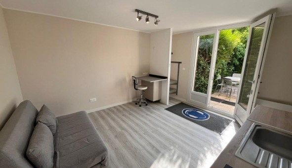 Logement tudiant Location Studio Vide Chalautre la Petite (77160)