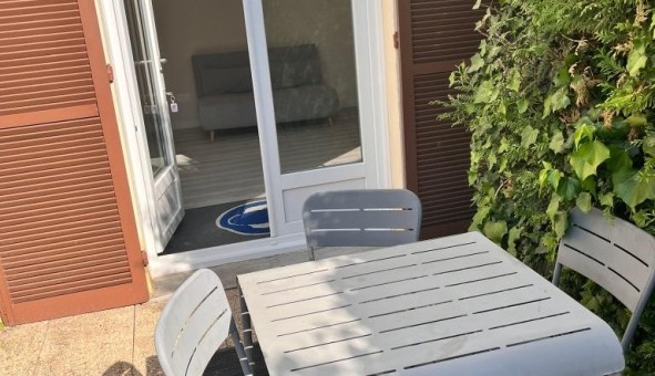 Logement tudiant Studio à Chalautre la Petite (77160)