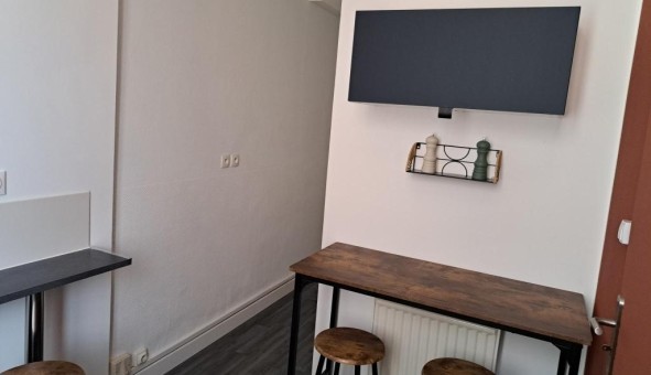 Logement tudiant Studio à Chalencon (07240)