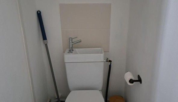 Logement tudiant Studio à Chalencon (07240)