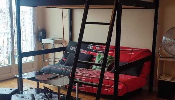 Logement tudiant Location Studio Vide Challuy (58000)