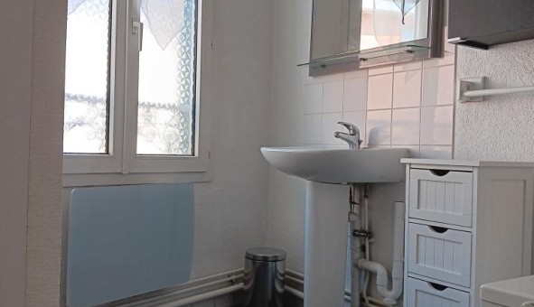 Logement tudiant Studio à Chlons en Champagne (51000)