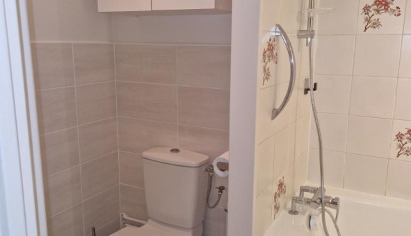 Logement tudiant Studio à Chamalires (63400)