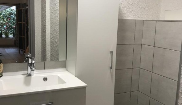 Logement tudiant Studio à Chamalires (63400)