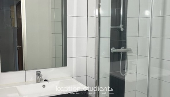 Logement �tudiant Studio &agrave; Chamali�res (63400)