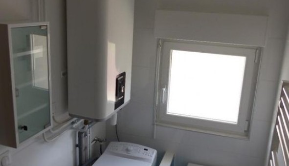 Logement �tudiant Studio &agrave; Chamali�res (63400)