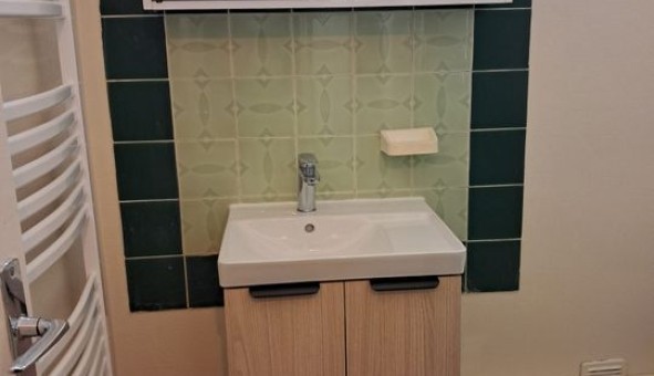 Logement �tudiant Studio &agrave; Chamali�res (63400)