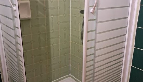 Logement �tudiant Studio &agrave; Chamali�res (63400)