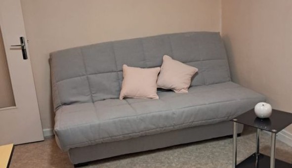 Logement �tudiant Studio &agrave; Chamali�res (63400)