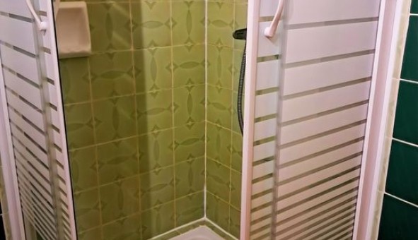 Logement �tudiant Studio &agrave; Chamali�res (63400)