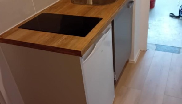 Logement étudiant Location Studio Vide Chambray lès Tours (37170)
