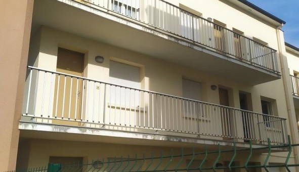 Logement étudiant Location Studio Vide Chambray lès Tours (37170)