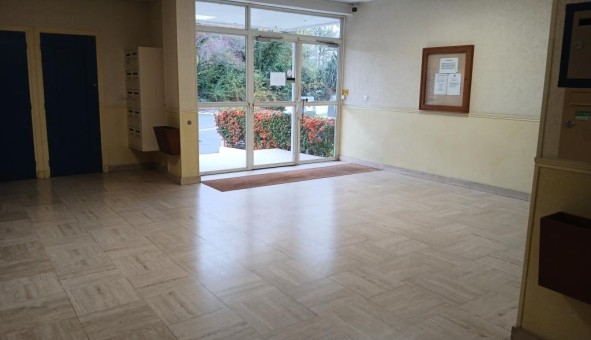 Logement �tudiant Studio &agrave; Chambray l�s Tours (37170)