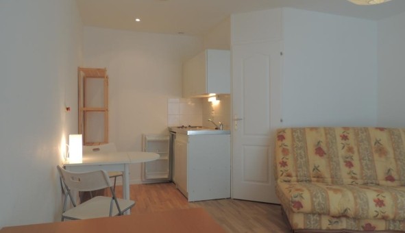 Logement tudiant Studio à Chamery (51500)