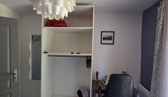 Logement tudiant Studio à Champagne sur Seine (77430)
