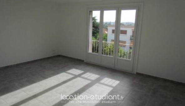 Logement tudiant Studio à Champigny sur Marne (94500)