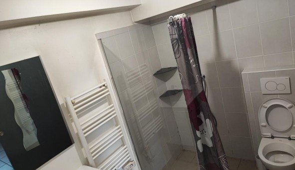Logement tudiant Studio à Champigny sur Marne (94500)