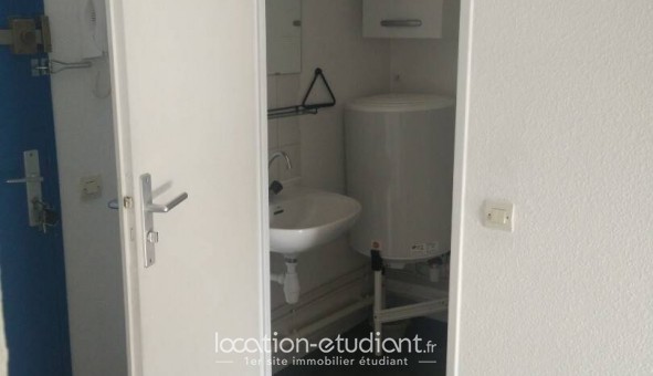 Logement tudiant Studio à Champs sur Marne (77420)
