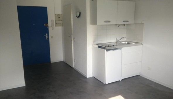 Logement tudiant Studio à Champs sur Marne (77420)